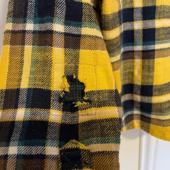 American Eagle cropped plaid shirt with hood, size M. - Picture 4 of 5